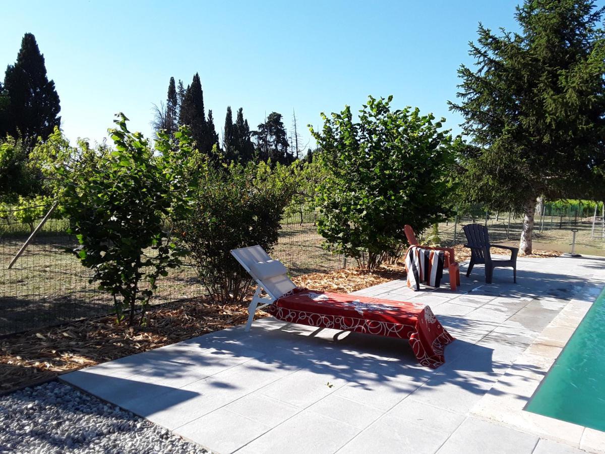 La Bonbonne En Provence Villa Travaillan Bagian luar foto